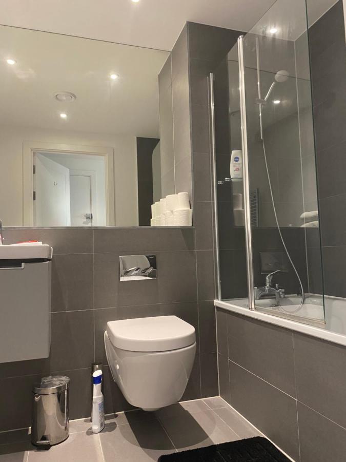 Morden 1 Bedroom City- Apt Central Stylish Living Croydon Exterior photo